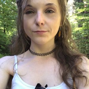 Meet your Posher, Veronica